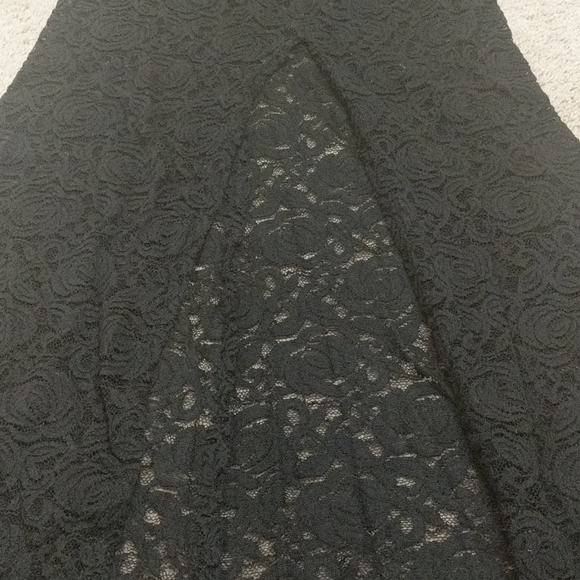 Alice + Olivia black evening gown - Picture 8 of 8